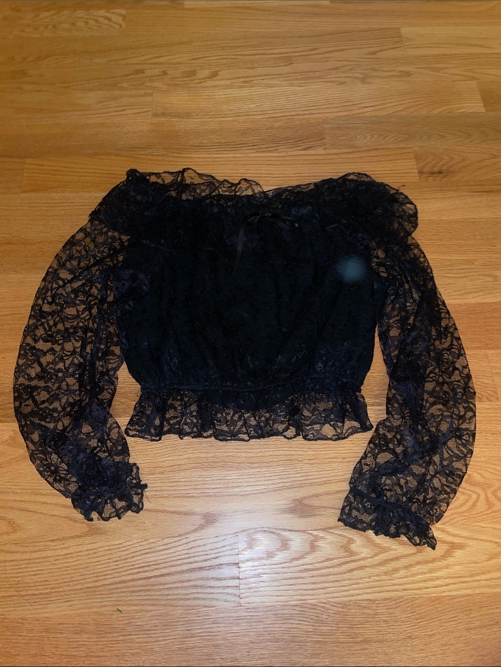 ITALIANA LACE TOP
